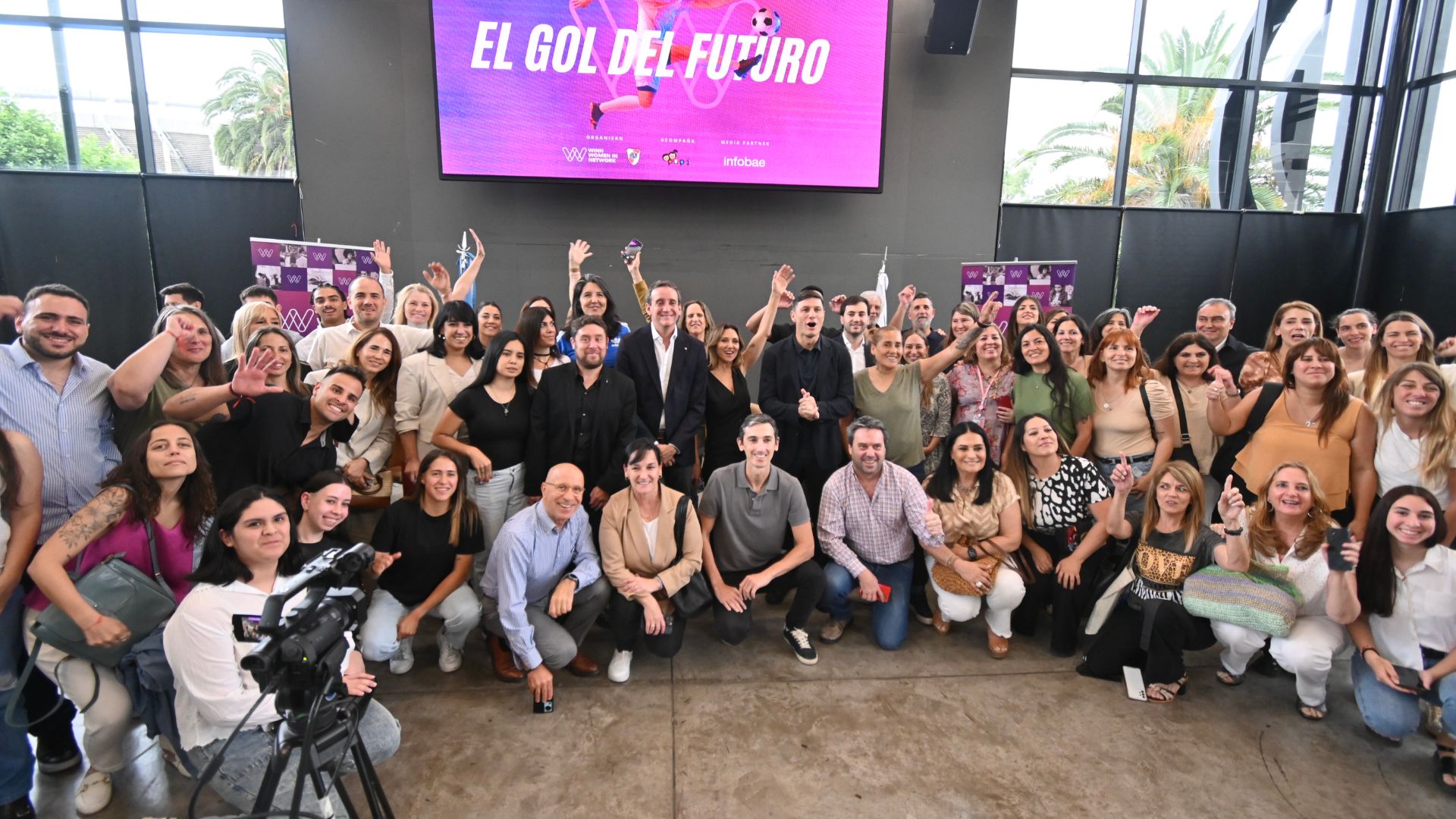 Participantes del encuentro El Gol del Futuro de WINN Sports